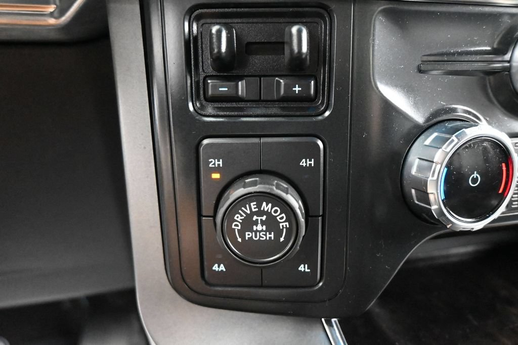 Used 2022 Ford F150 Lariat w/ Max Trailer Tow Package AWD/4WD image 17