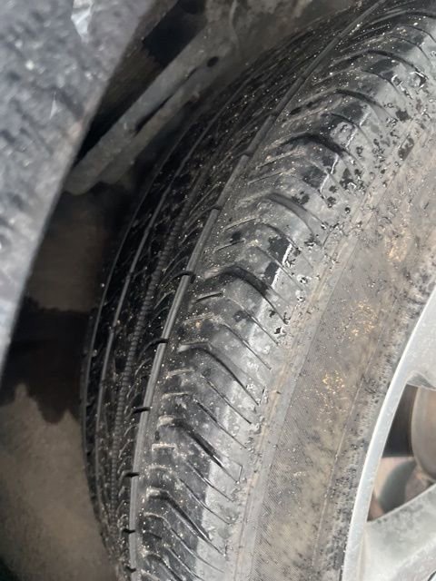 Used 2023 Buick Envision Avenir image 3