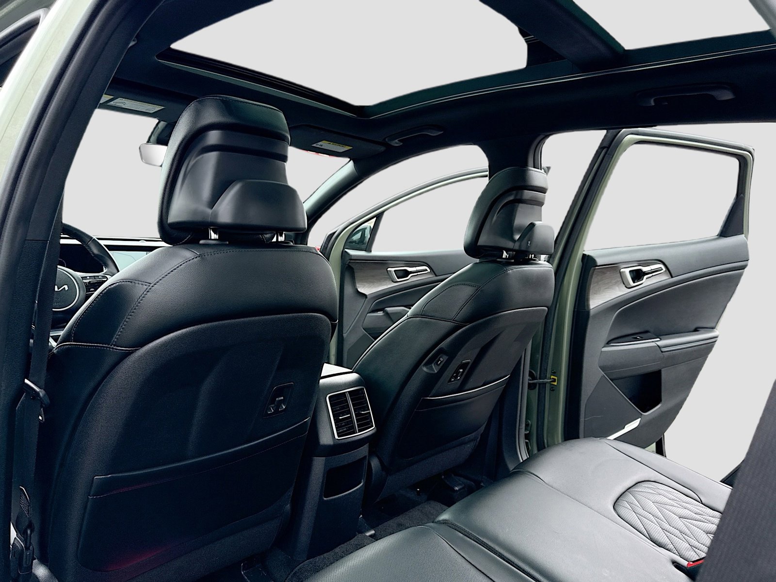 Used 2023 Kia Sportage X-Line w/ X-Line Premium Package image 6