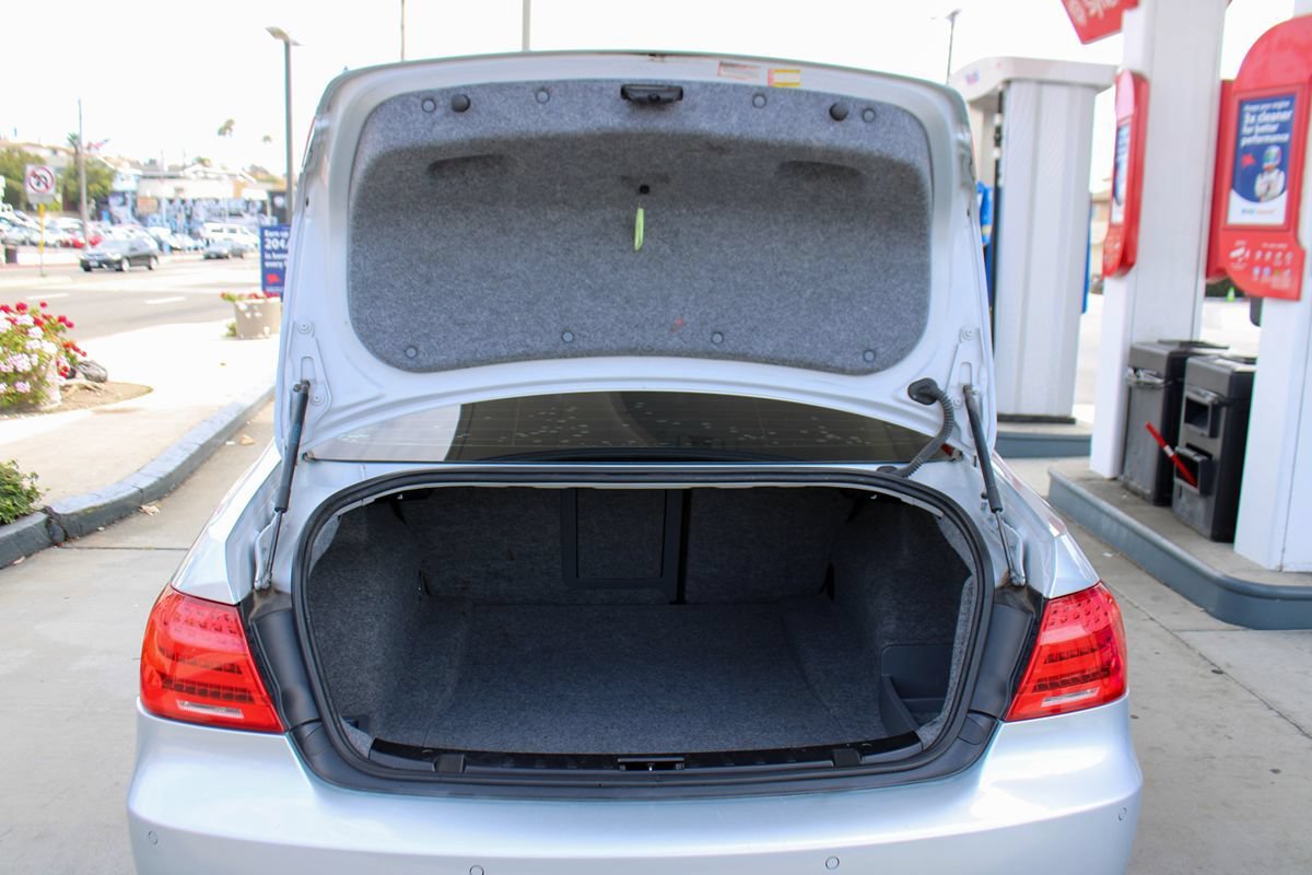 Used 2012 BMW M3 Coupe RWD image 35