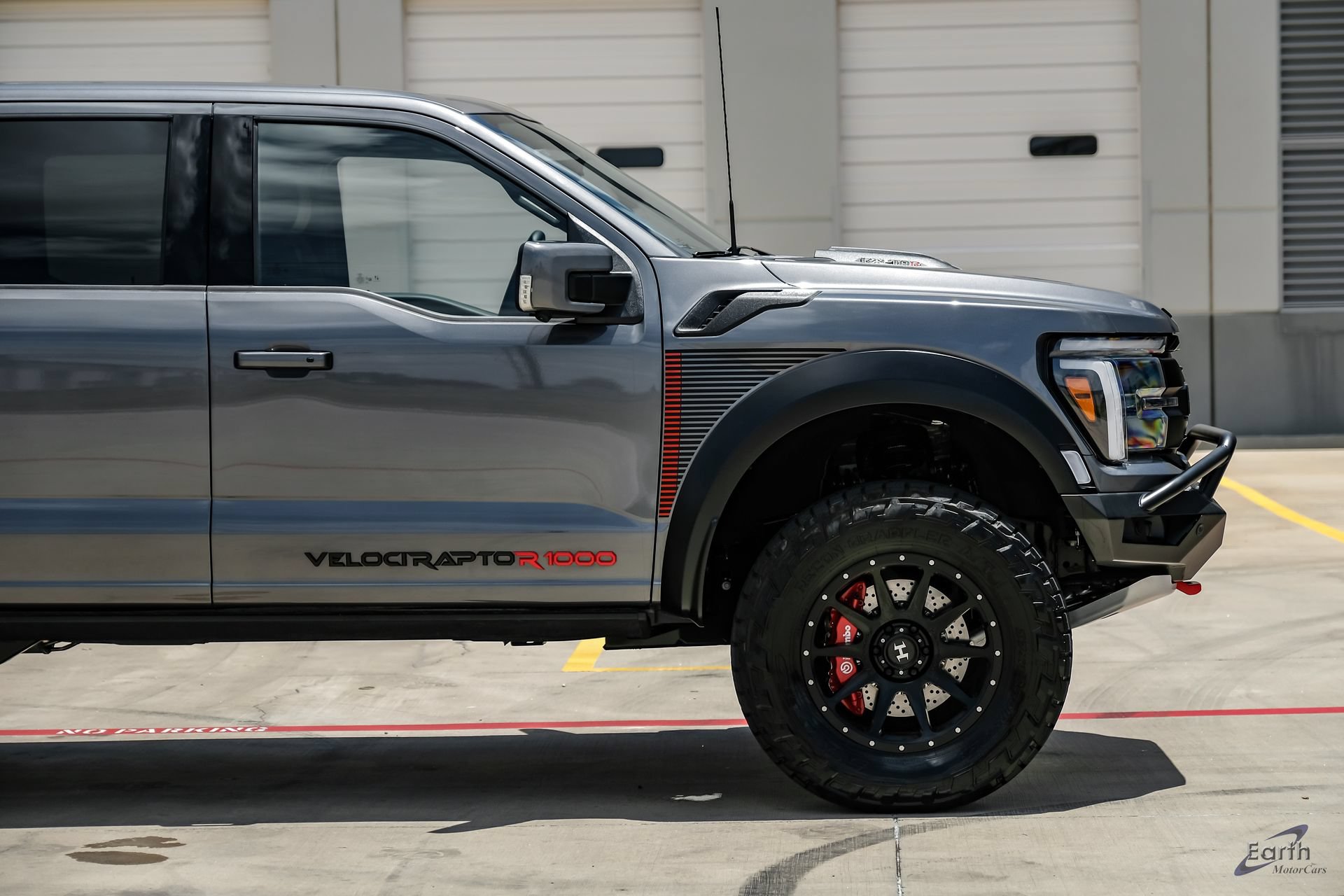 Used 2025 Ford F150 Raptor w/ Equipment Group 803A Raptor R AWD/4WD image 28