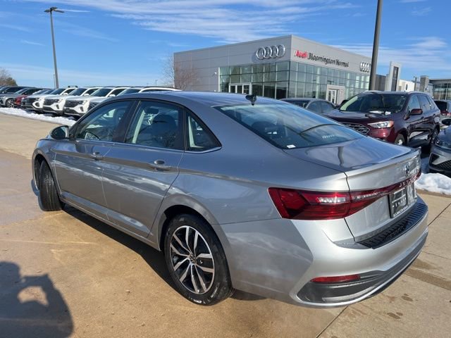 New 2026 Volkswagen Jetta SE image 4