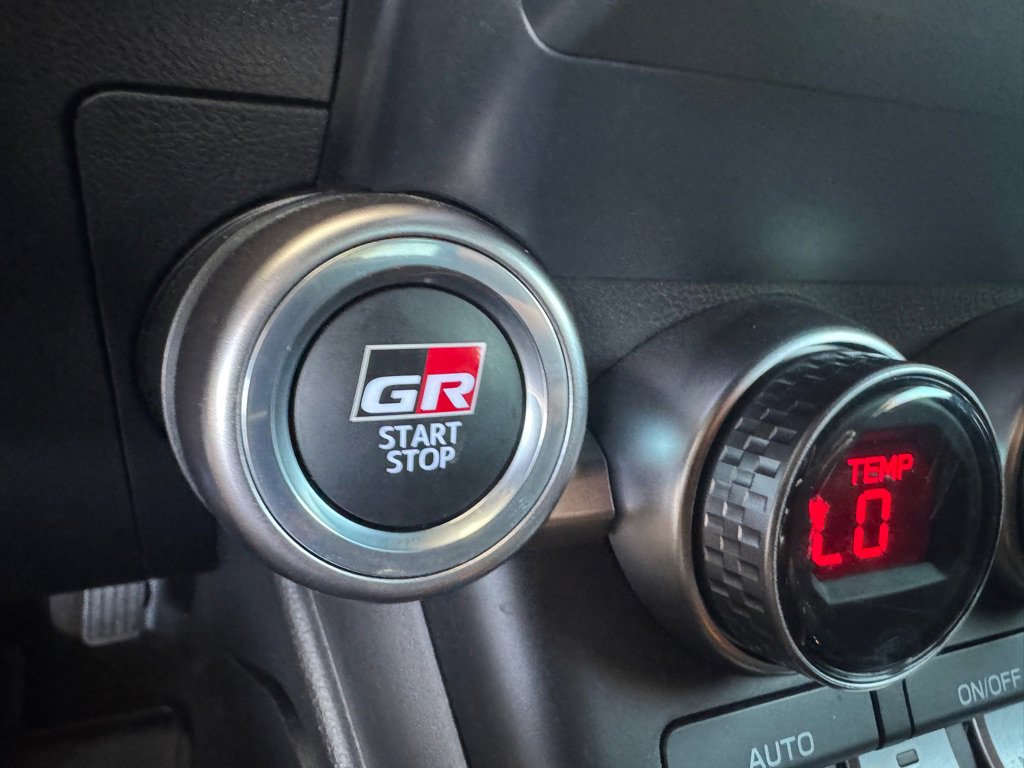 Used 2024 Toyota GR86 image 13