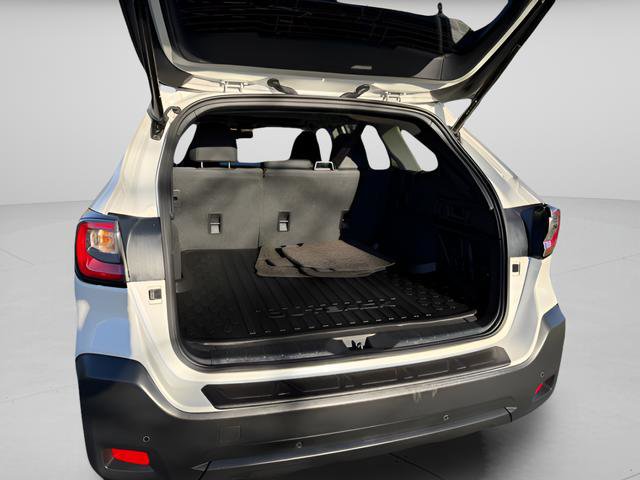 Used 2024 Subaru Outback Onyx Edition AWD/4WD image 11
