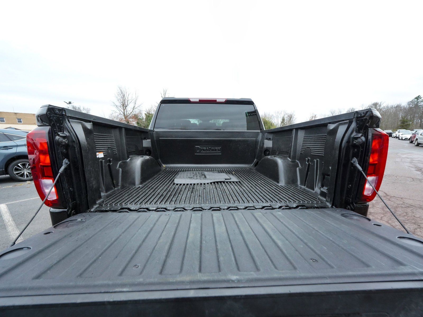 Used 2025 GMC Sierra 1500 Elevation image 42