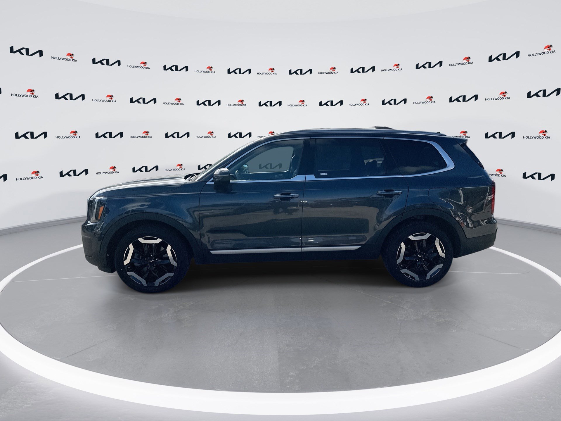 Certified 2023 Kia Telluride S AWD/4WD image 5
