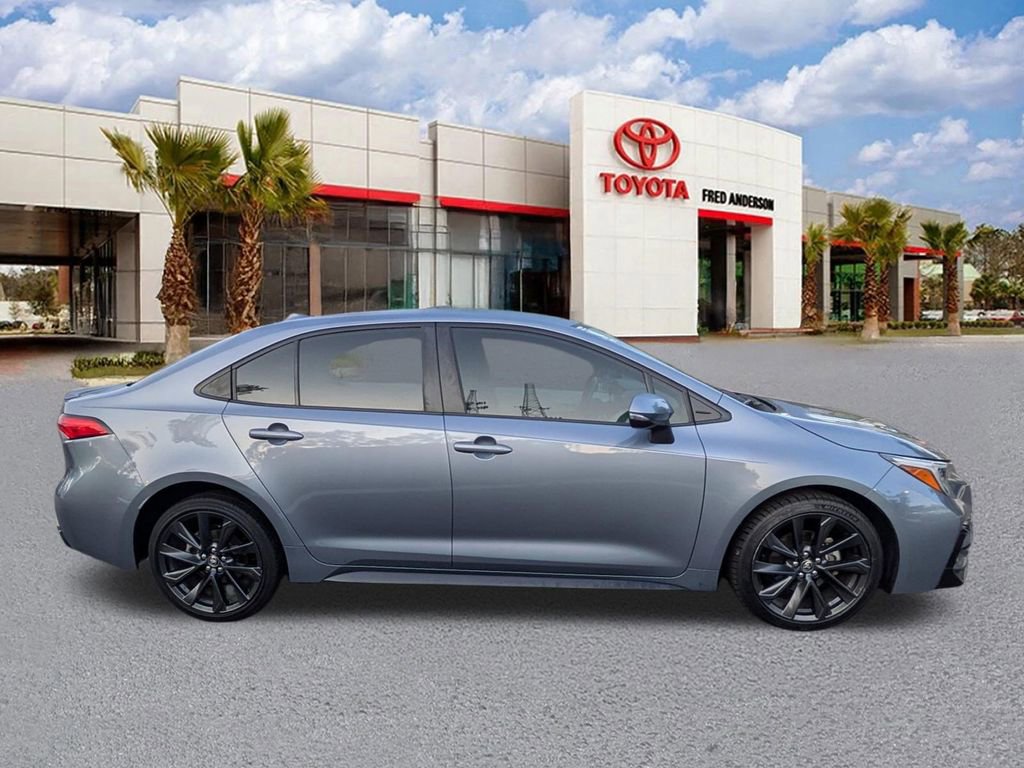 Certified 2024 Toyota Corolla SE FWD image 4