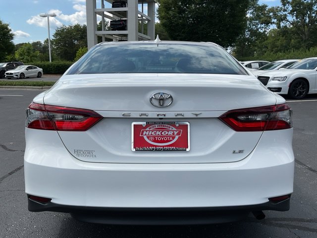 Used 2024 Toyota Camry LE FWD image 9