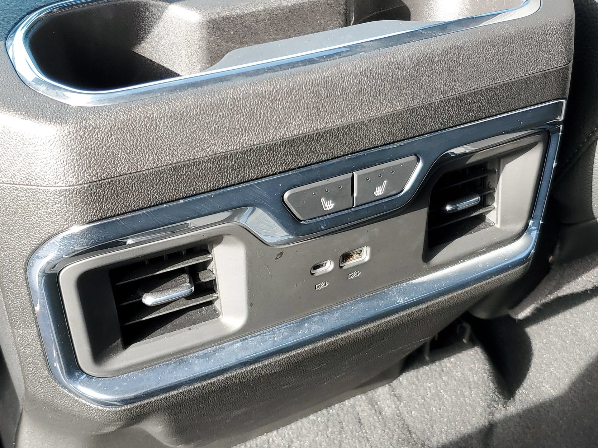 Used 2026 GMC Sierra 1500 Denali AWD/4WD image 12