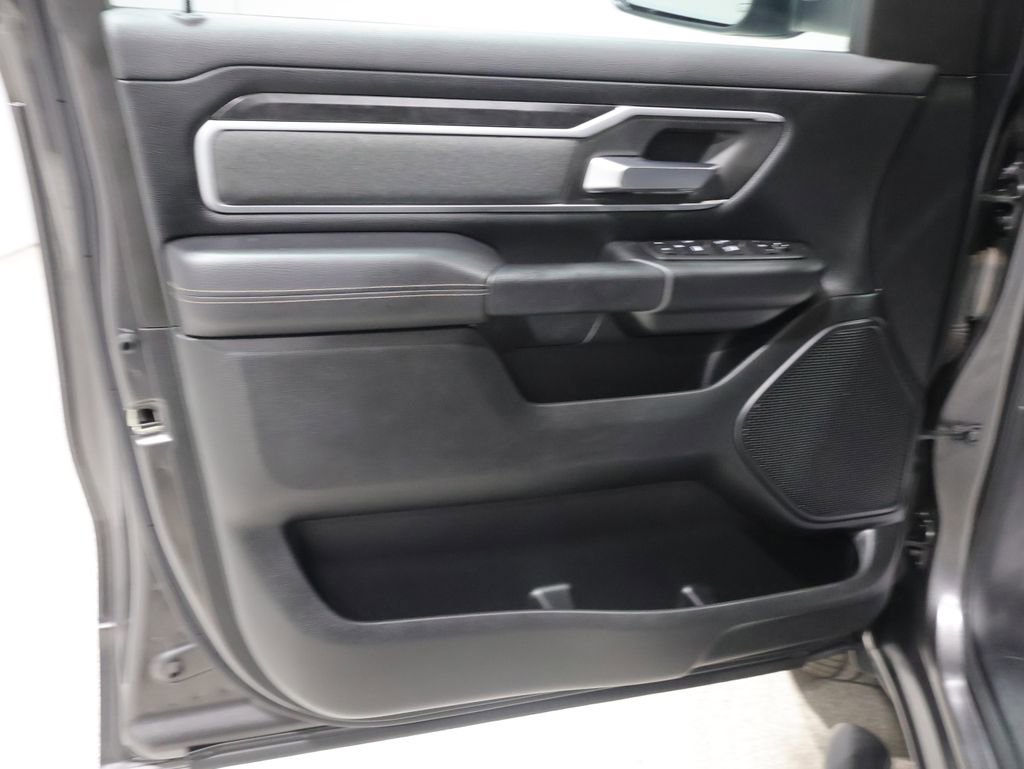 Used 2021 RAM 1500 Big Horn AWD/4WD image 13