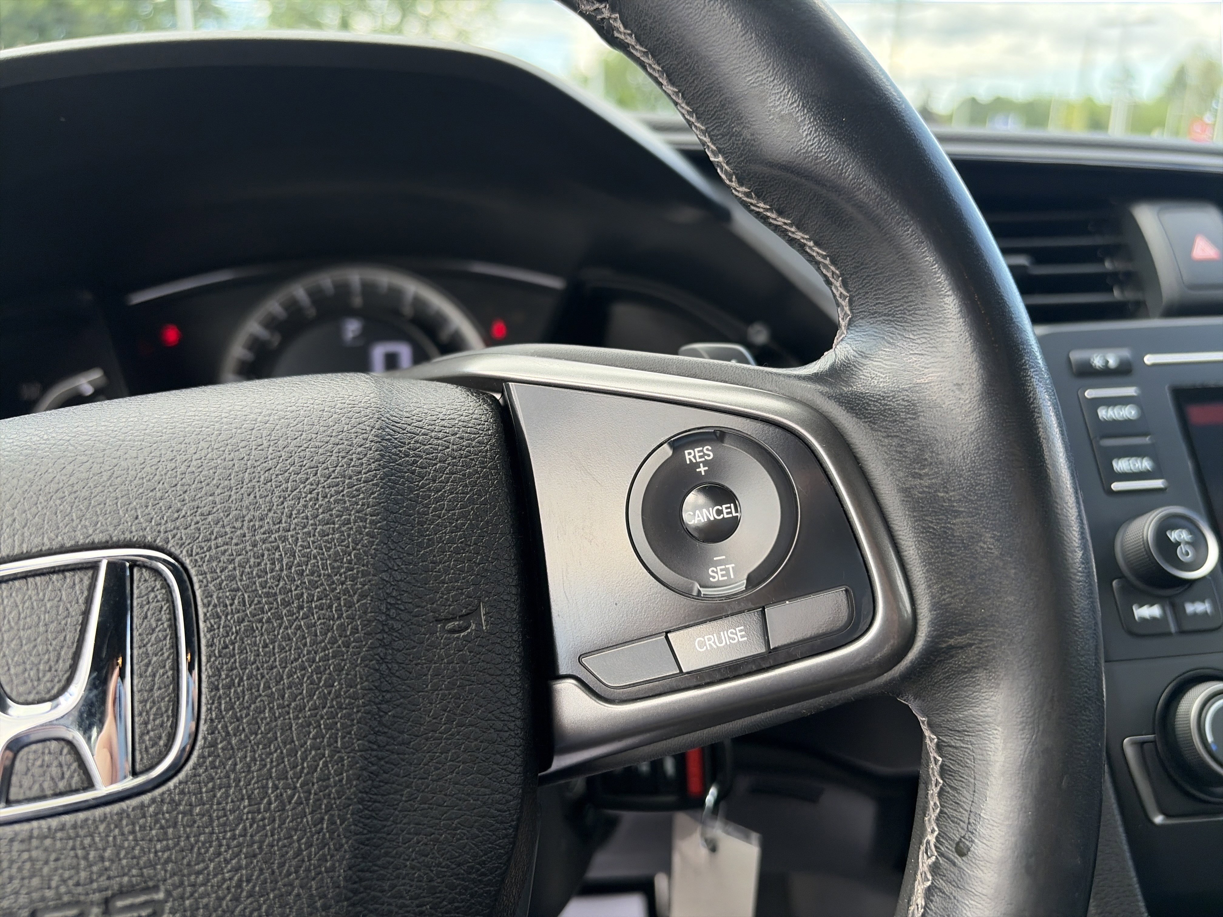 Used 2017 Honda Civic Sport image 23