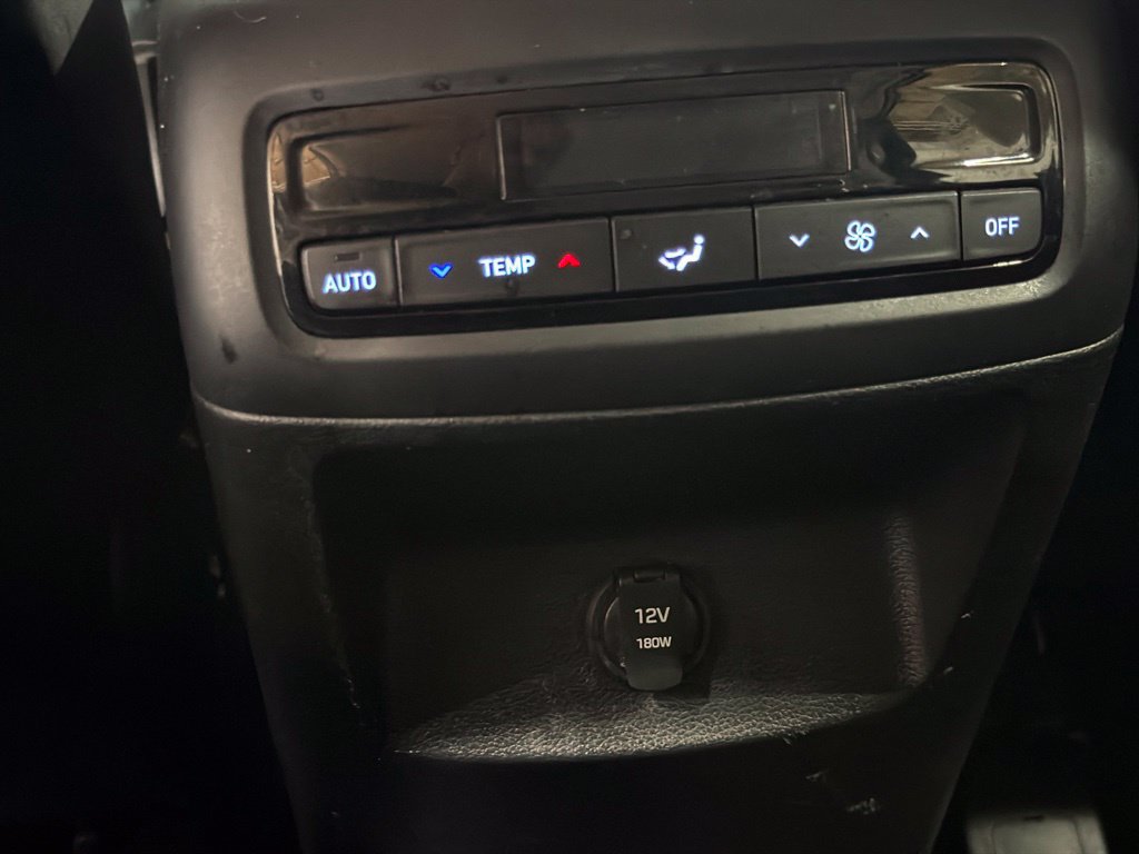 Used 2024 Hyundai Palisade SEL FWD image 19