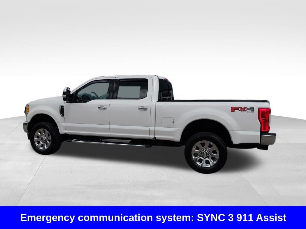 Used 2017 Ford F250 Lariat w/ Chrome Package image 19
