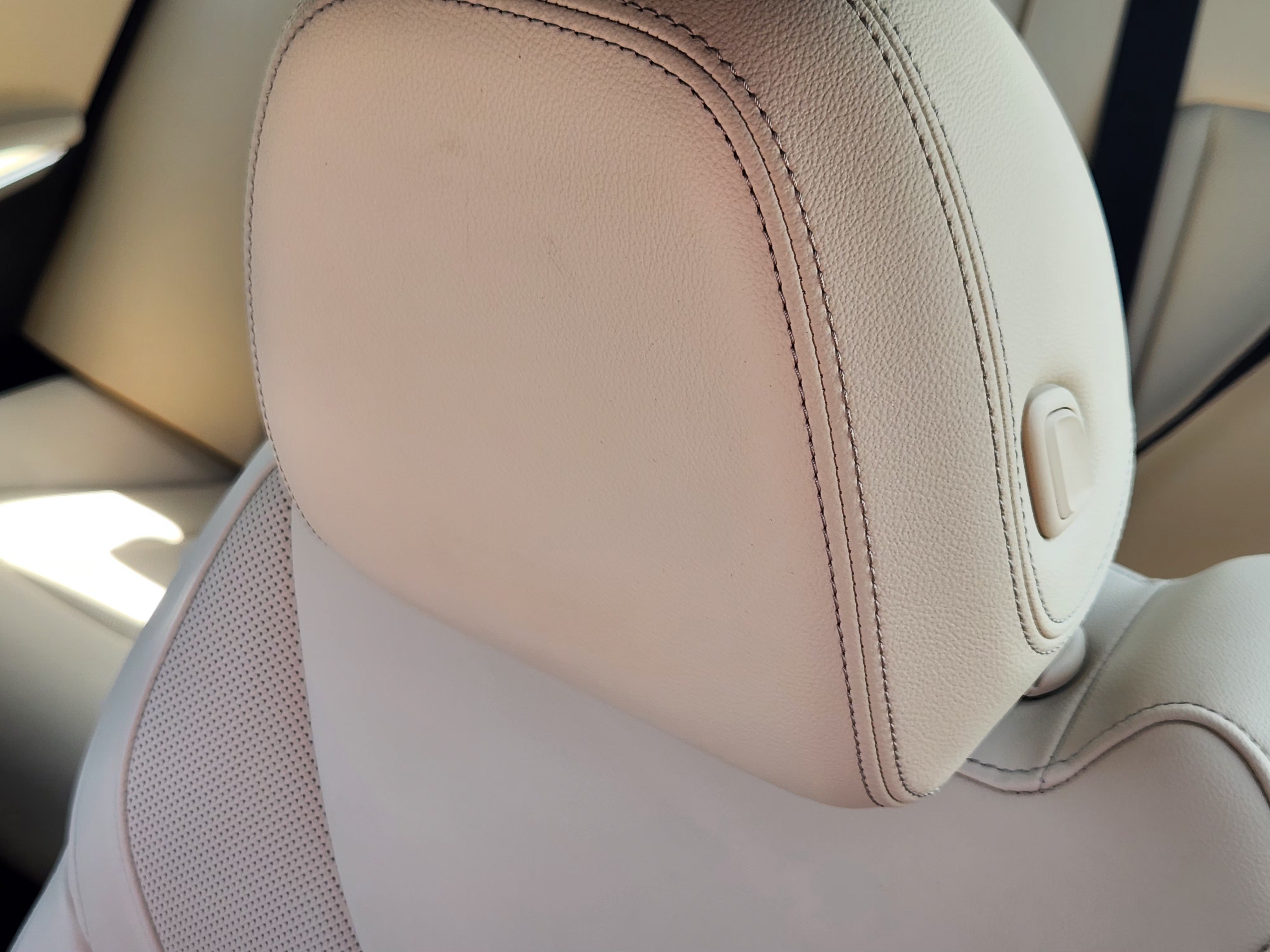 Used 2025 BMW 330i Sedan RWD image 15