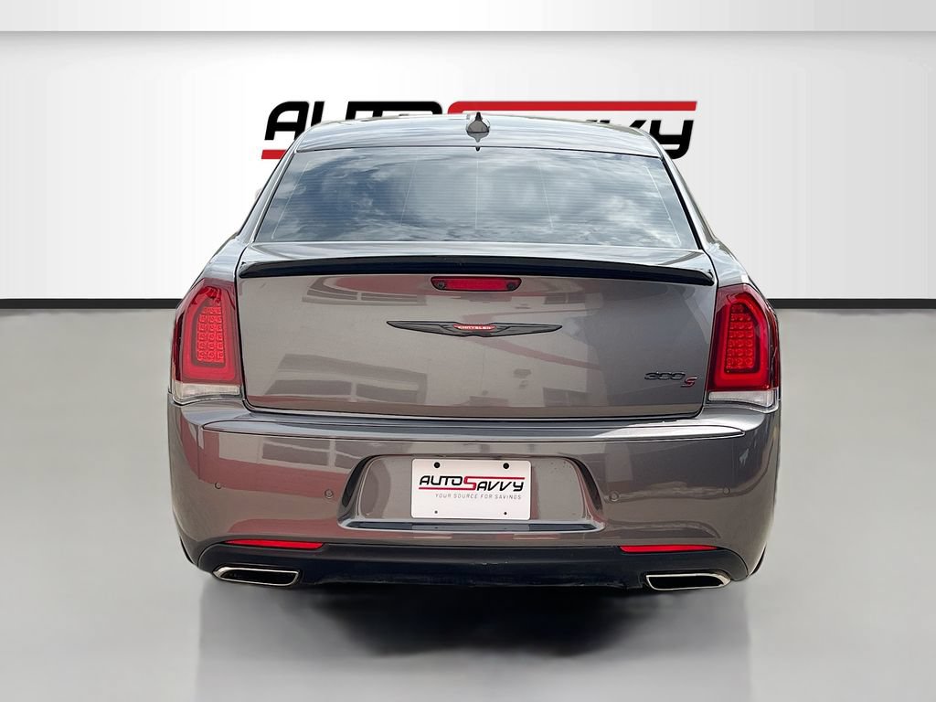Used 2023 Chrysler 300 S RWD image 6
