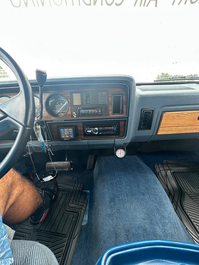 Used 1989 Dodge Ramcharger 2WD image 21