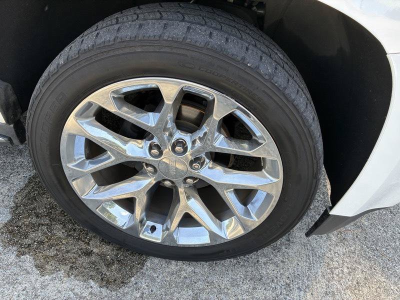 Used 2020 GMC Yukon SLT w/ Open Road Package RWD image 44