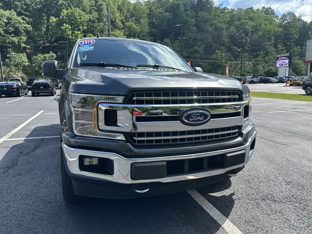 Used 2019 Ford F150 XLT w/ Equipment Group 302A Luxury AWD/4WD image 13