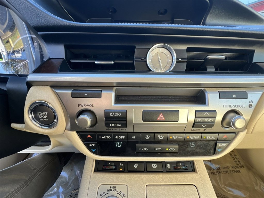 Used 2015 Lexus ES 350 image 18