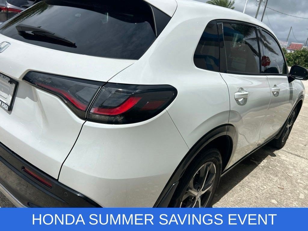 Used 2024 Honda HR-V EX-L image 9