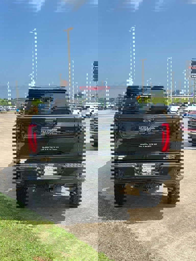 New 2025 GMC Sierra 2500 Denali Ultimate image 7