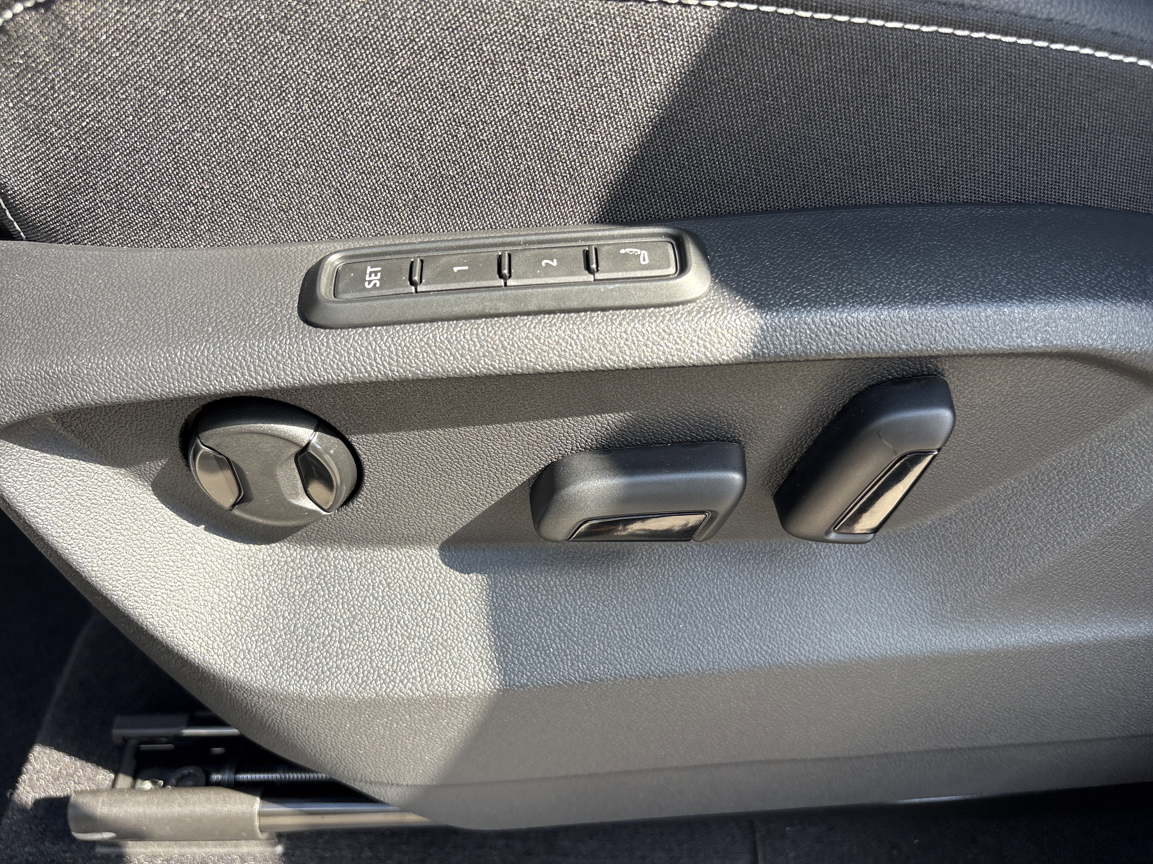 New 2026 Volkswagen Atlas SEL Premium R-Line image 13