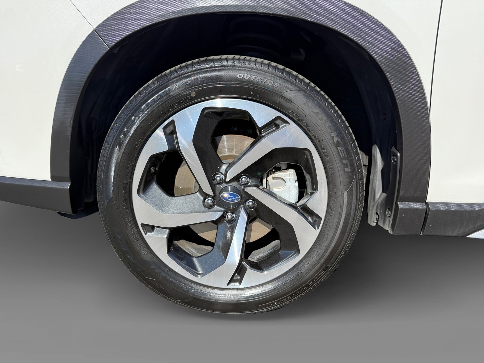 Used 2022 Subaru Forester Touring image 9