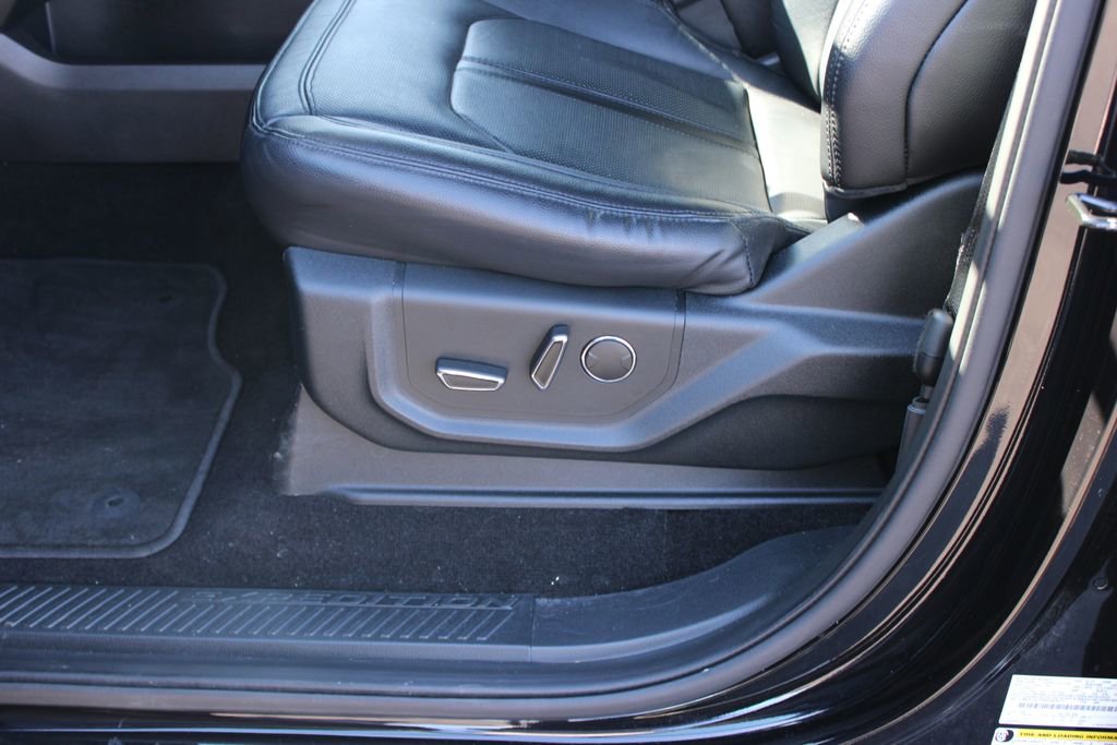 Used 2019 Ford Expedition Limited w/ Equipment Group 301A image 21