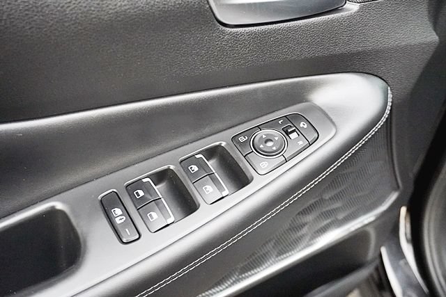 Used 2021 Hyundai Santa Fe Limited AWD/4WD image 27