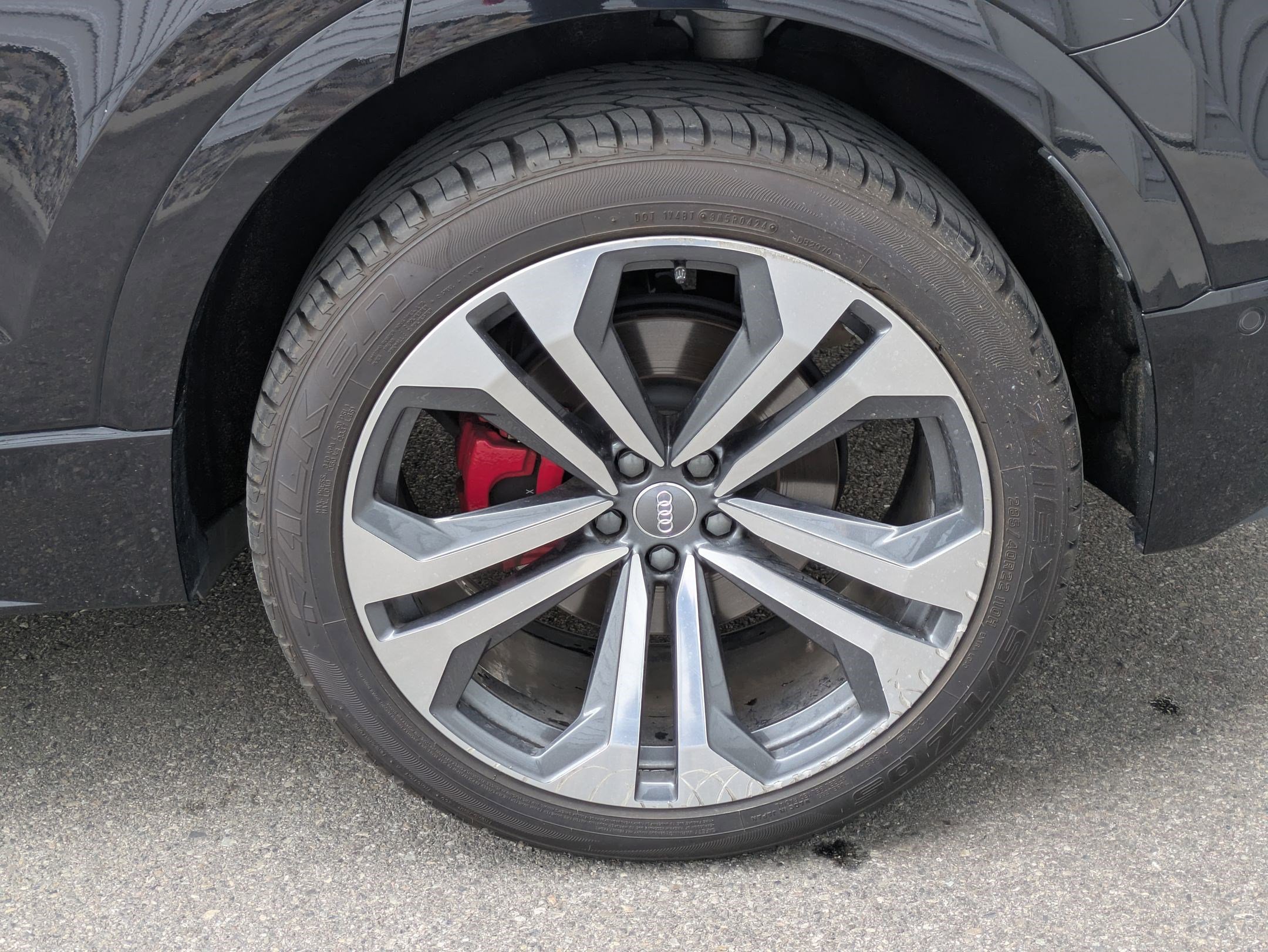 Used 2019 Audi Q8 Premium Plus w/ Premium Plus AWD/4WD image 11