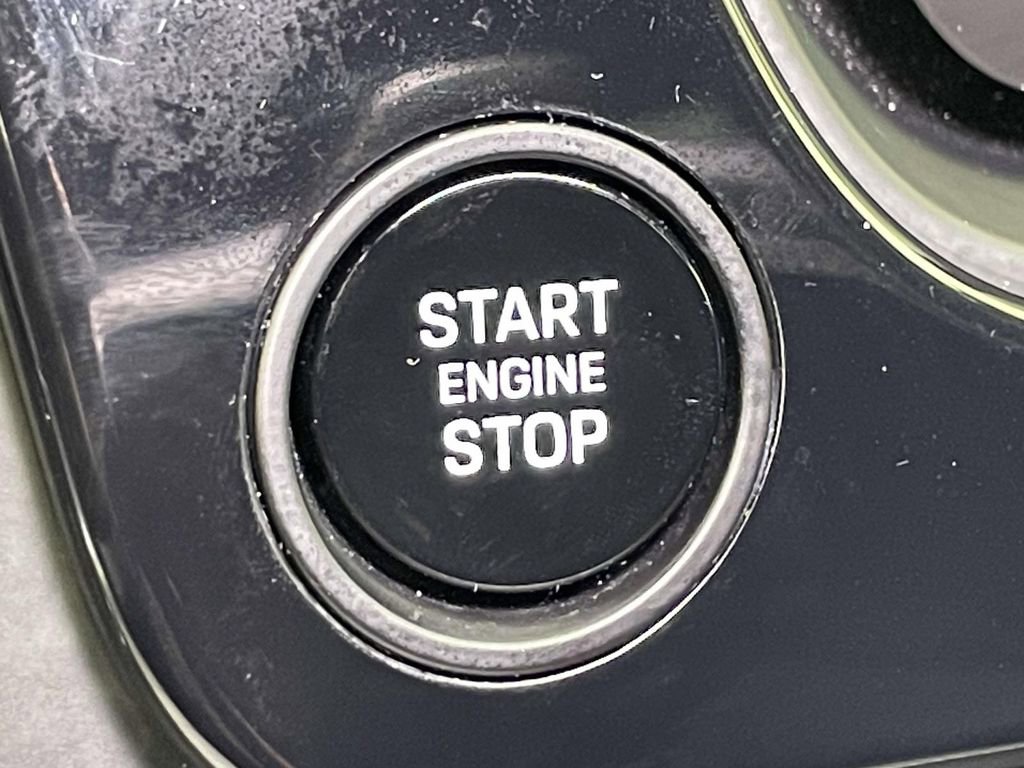 Used 2024 Porsche Cayenne image 44