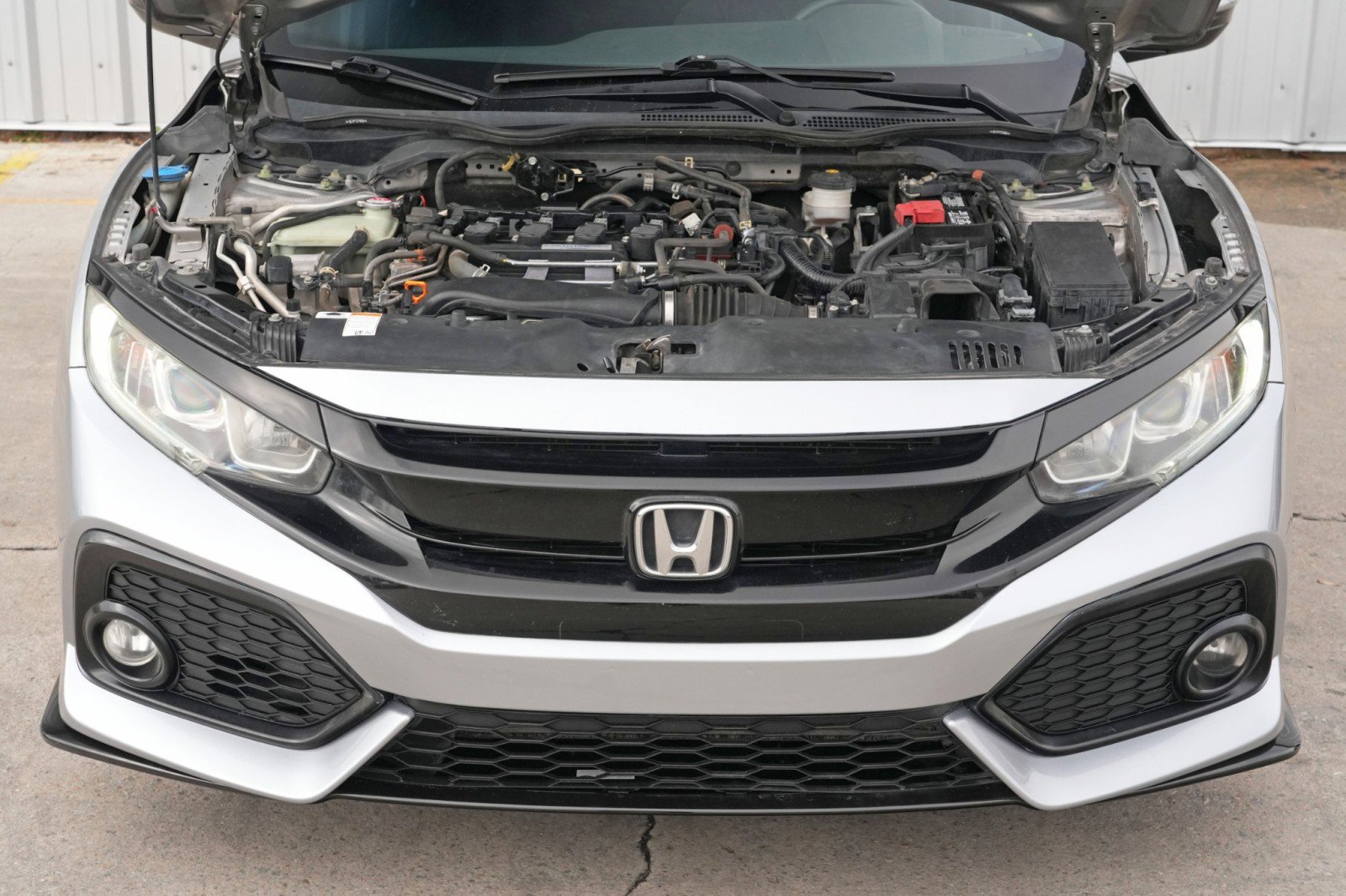 Used 2018 Honda Civic Sport image 7