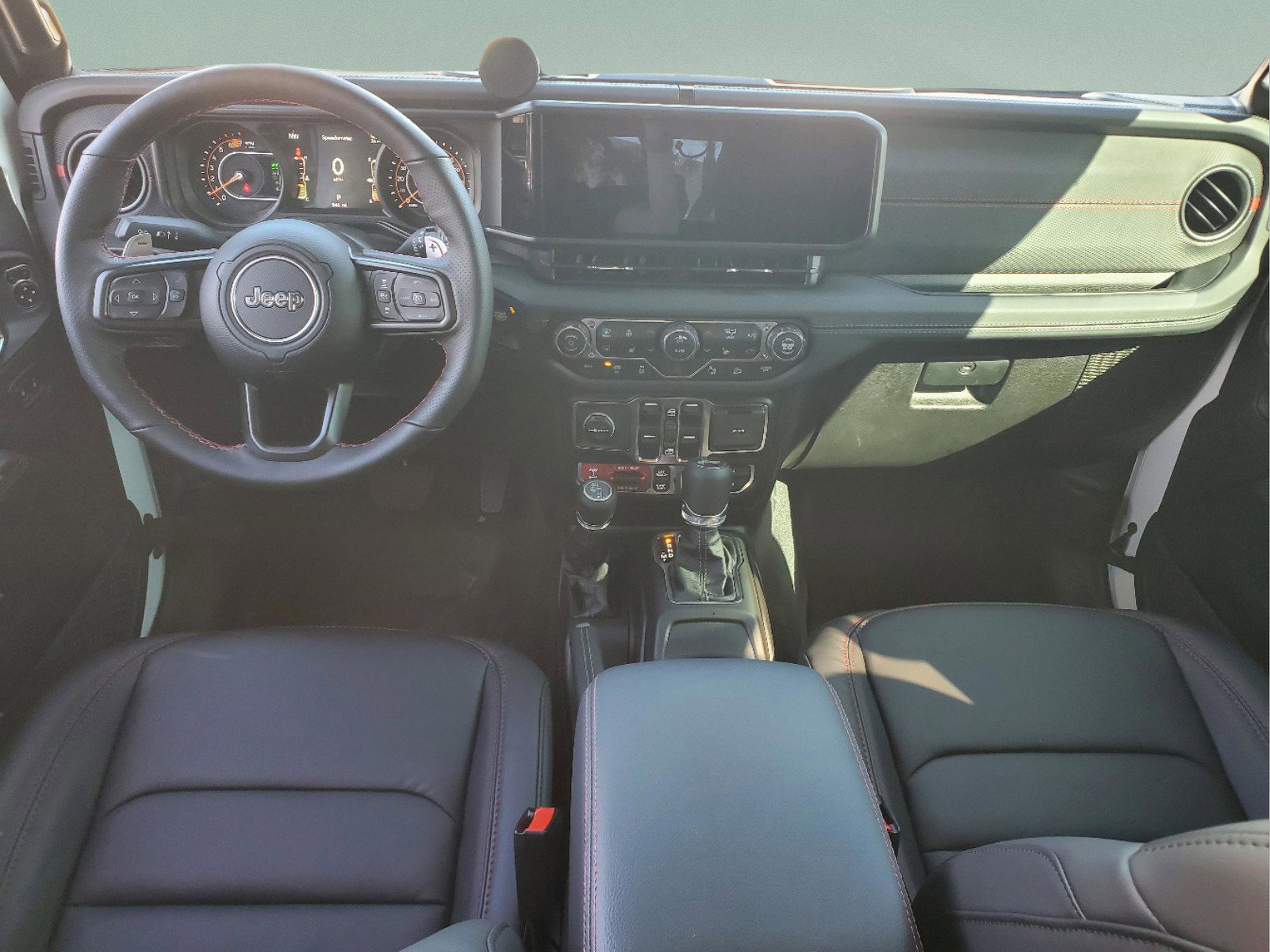 Used 2026 Jeep Wrangler Unlimited Rubicon 392 w/ Quick Order Package 27X Moab AWD/4WD image 7