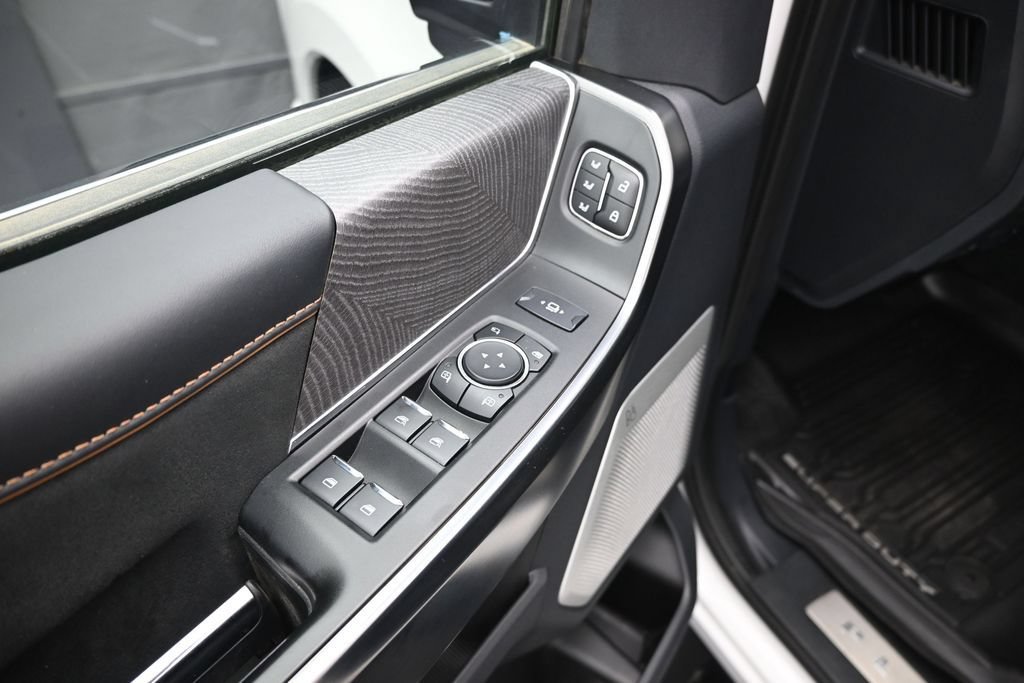 Used 2024 Ford F250 Platinum AWD/4WD image 15