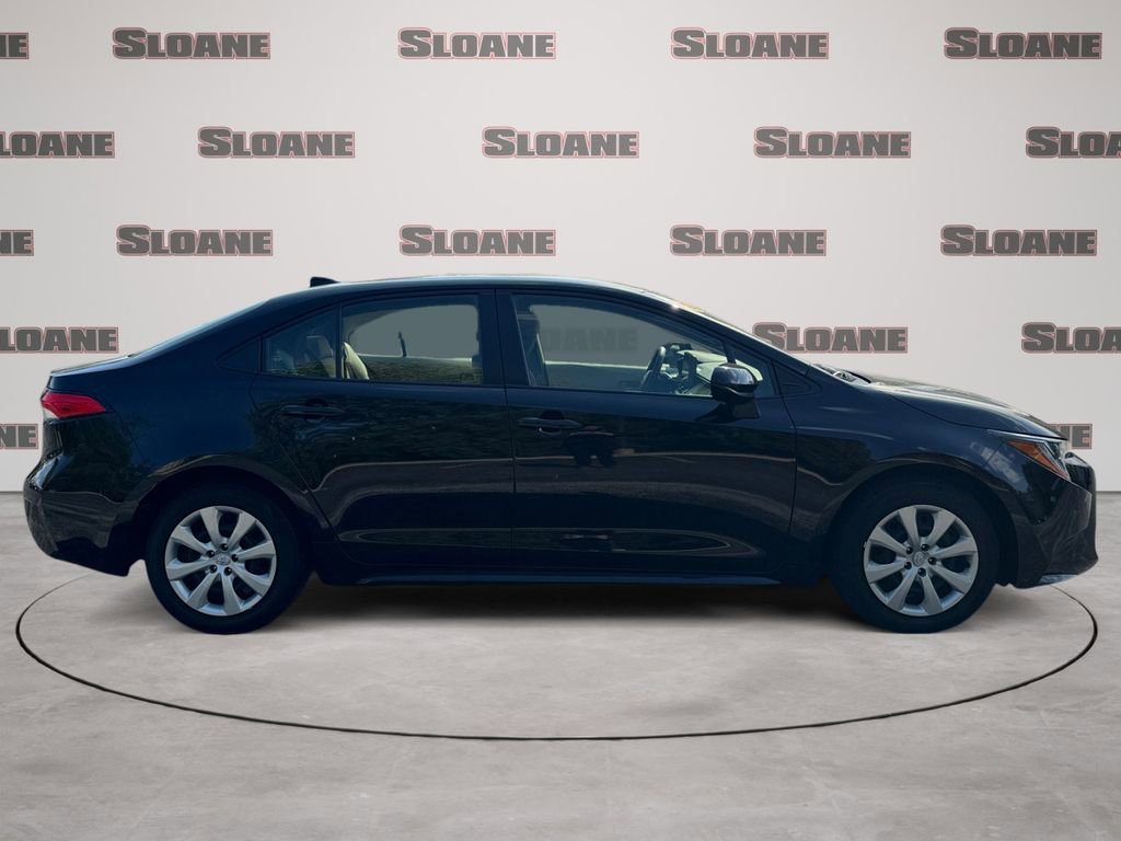 Used 2024 Toyota Corolla LE FWD image 6