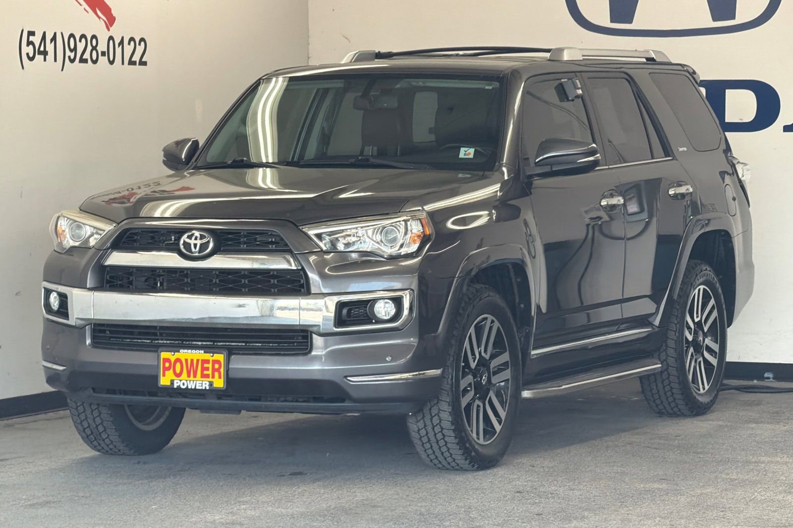 Used 2016 Toyota 4Runner Limited AWD/4WD image 7
