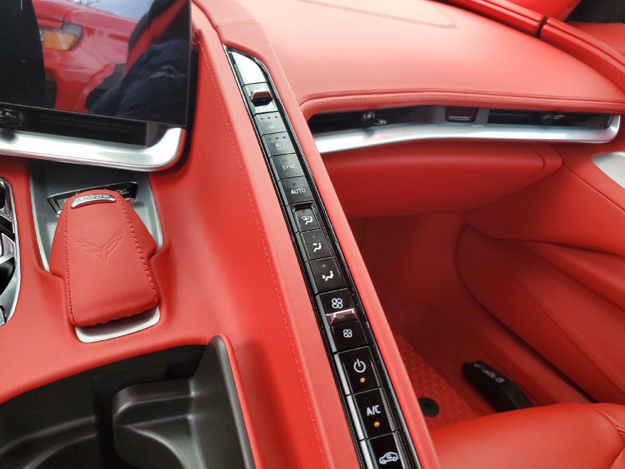 Used 2024 Chevrolet Corvette Stingray Premium Conv w/ 3LT RWD image 16