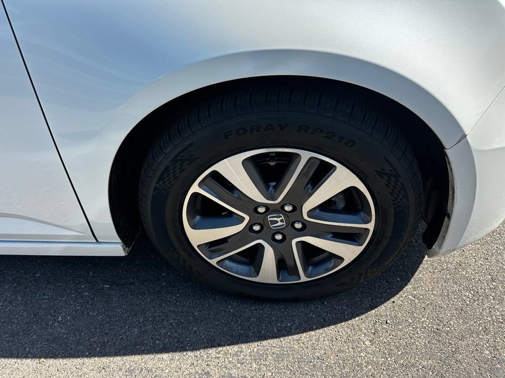 Used 2015 Honda Odyssey Touring image 13