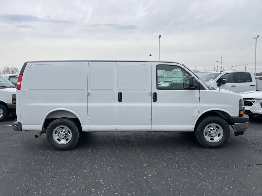 New 2026 Chevrolet Express 2500 w/ Driver Convenience Package RWD image 2