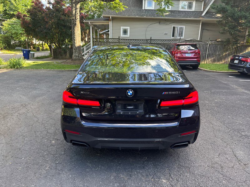 Used 2022 BMW M550i xDrive AWD/4WD image 46
