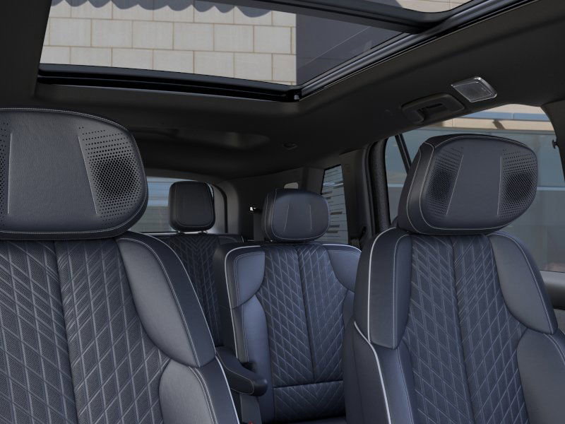 New 2026 Cadillac Vistiq Premium Luxury image 24