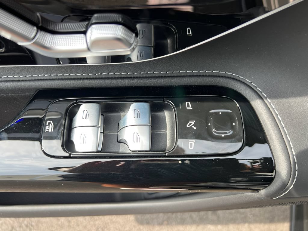 New 2027 Mercedes-Benz SL 43 AMG image 10