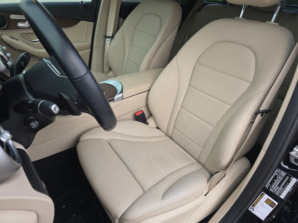 Certified 2022 Mercedes-Benz GLC 300 4MATIC image 25