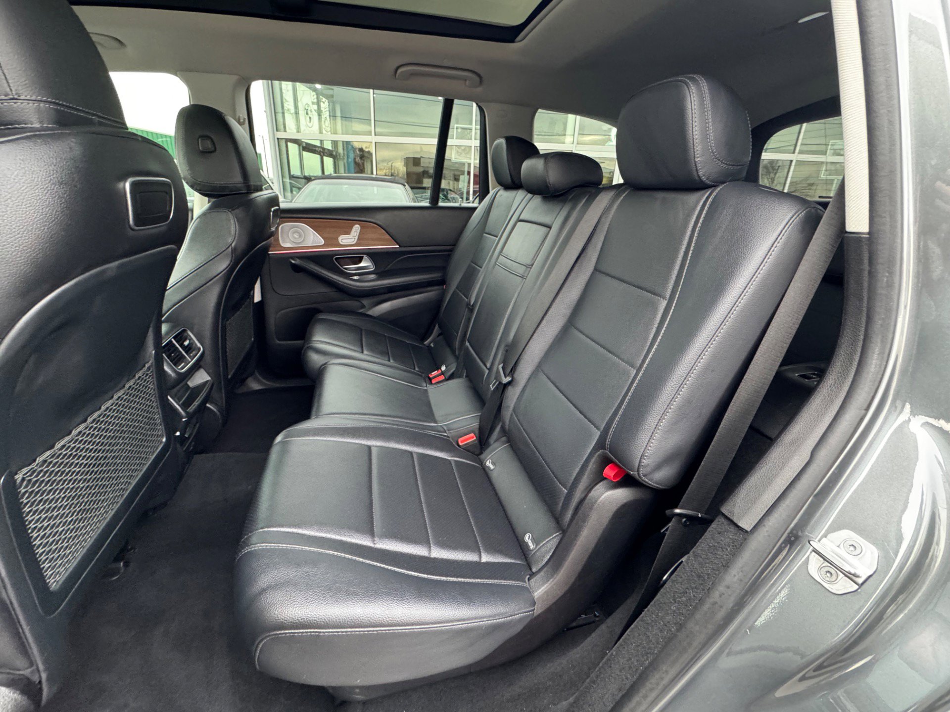 Used 2020 Mercedes-Benz GLS 450 4MATIC image 8
