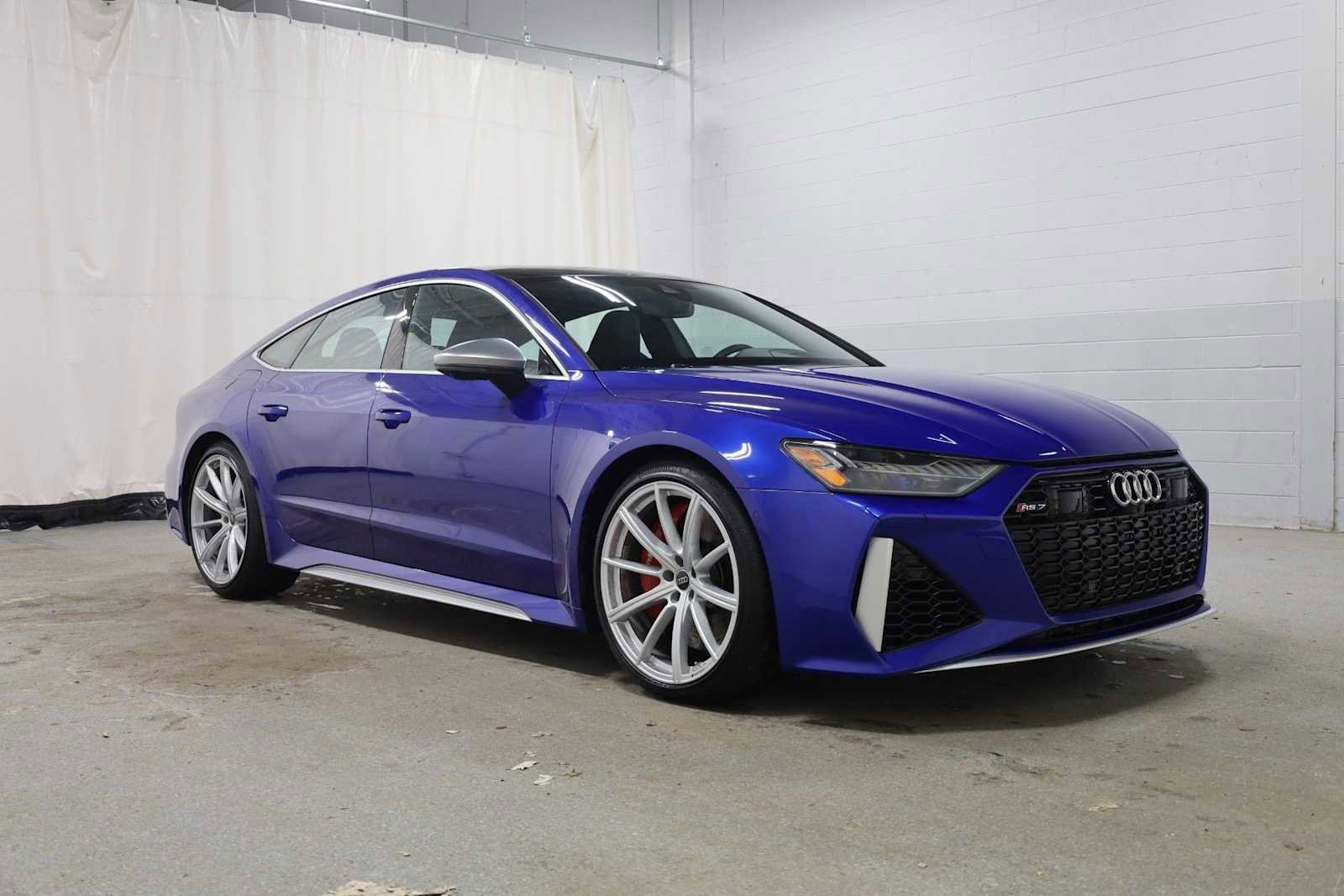 Used 2023 Audi RS 7 Sportback w/ RS 7 Executive Package image 13