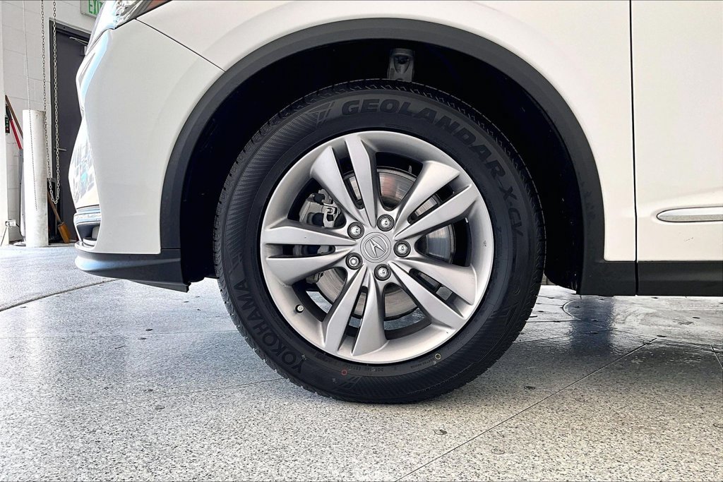Certified 2025 Acura MDX FWD image 11