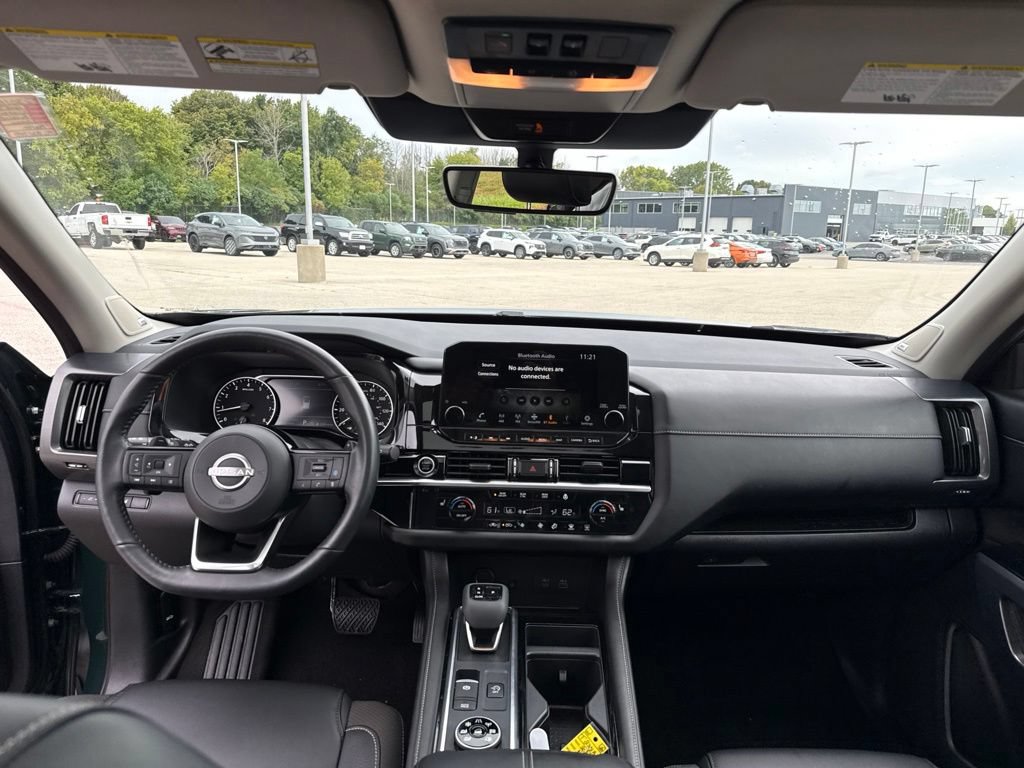 Certified 2023 Nissan Pathfinder SL w/ SL Premium Package AWD/4WD image 23