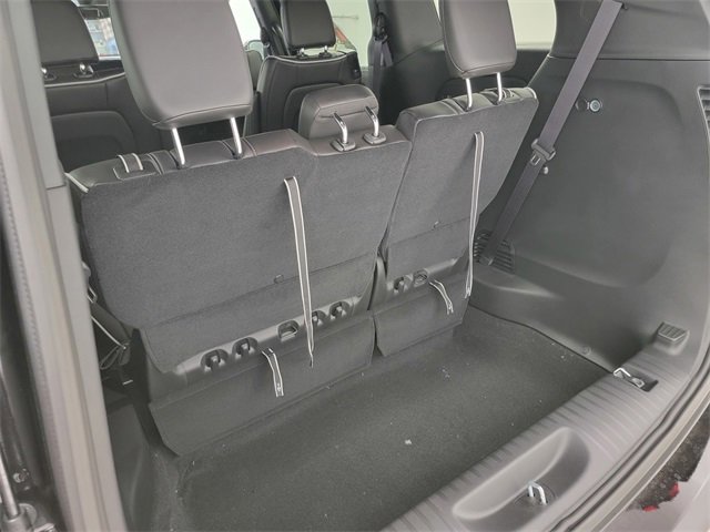 New 2026 Chrysler Pacifica Limited w/ S Appearance Package image 18