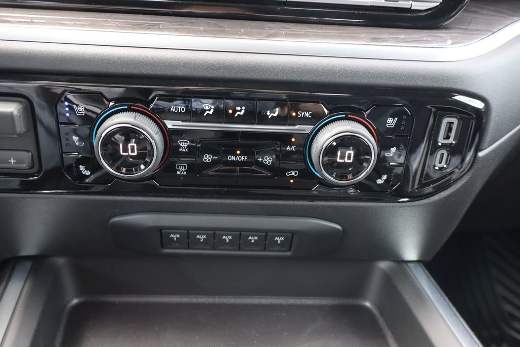 New 2026 Chevrolet Silverado 3500 LTZ w/ LTZ Plus Package AWD/4WD image 18