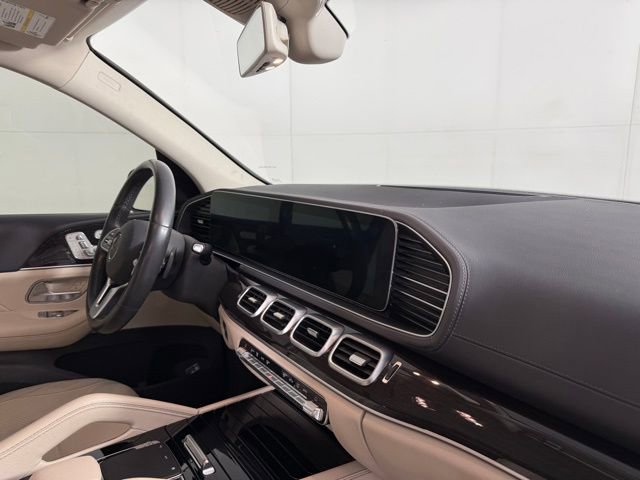 Used 2020 Mercedes-Benz GLS 450 4MATIC image 34
